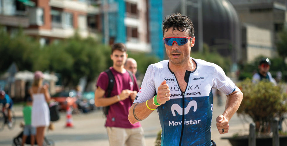 Javier Gómez Noya gana el Triatlón Ciudad de Santander tras un año lesionado