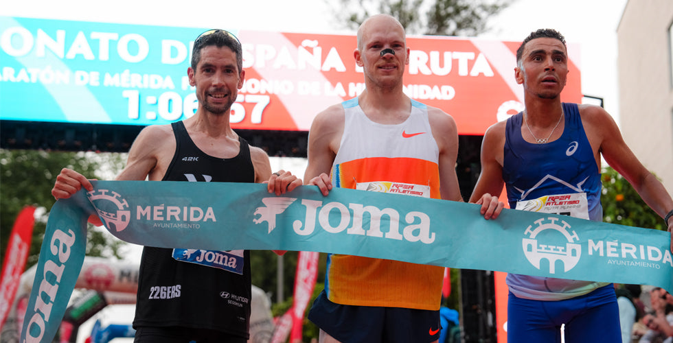 Podio histórico en el Campeonato de España de Medio Maratón con triple presencia de 226ERS