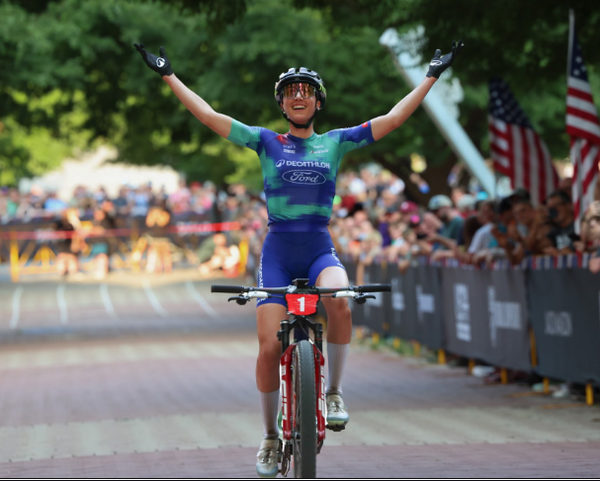 Savilia Blunk revalida el título de campeona nacional de XCC en Estados Unidos