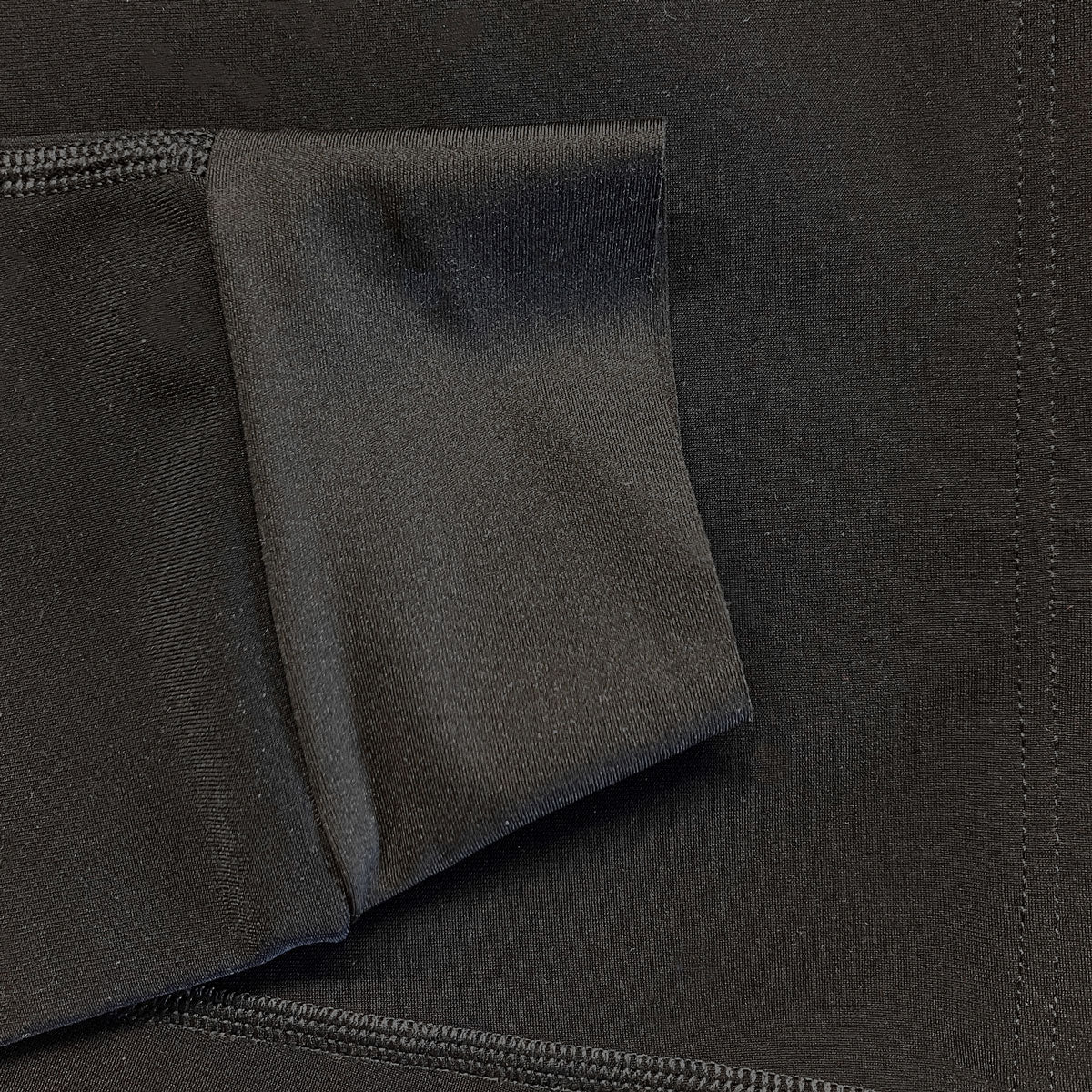 ARM WARMERS BLACK - Black sleeve