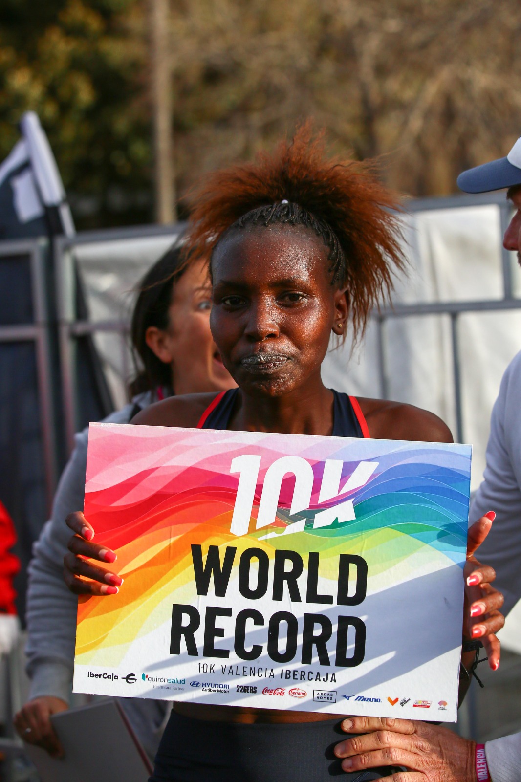 Agnes Jebet Ngetich récord del mundo de 10K 